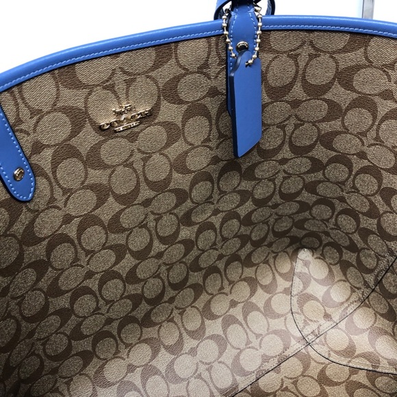 Coach Floral Signature Reversible Tote +Wristlet - Picture 6 of 8